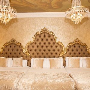 Presidential Suite Bath